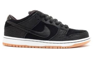 Nike Dunk Low Premium SB QS ‘Nontourage’