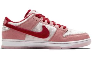 Nike x StrangeLove SB Dunk Low ‘Valentine??s Day’