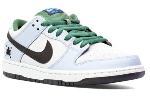 Nike Dunk Low Premium SB ‘Maple Leaf’