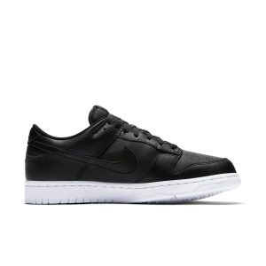 Nike Dunk Low ‘Black White’