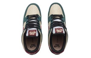 Nike Dunk Low Pro SB ‘Vegas Gold’