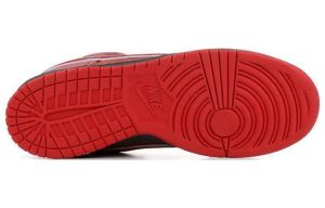 Nike Dunk Low Premium SB ‘Lobster’