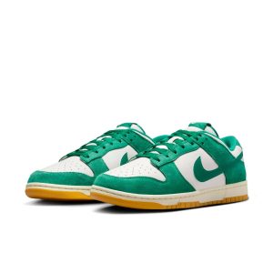 Nike Dunk Low ‘Malachite Gum’