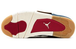 Levi??s x Air Jordan 4 Retro ‘Denim’