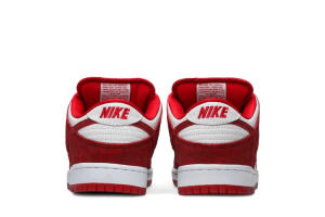 Nike Dunk Low Premium SB ‘Valentines Day’