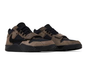 Travis Scott x Jordan Jumpman Jack ”Dark Mocha”
