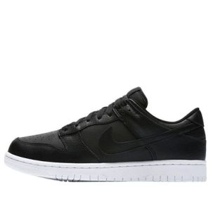 Nike Dunk Low ‘Black White’