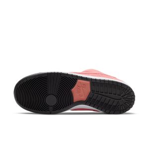 Nike SB Dunk Low “Pink Pig”