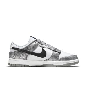 Nike Dunk Low “Golden Gals”