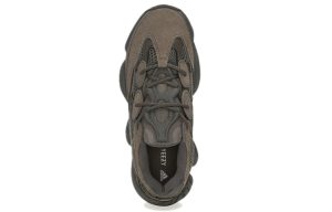 Adidas Yeezy 500 “Brown Clay”