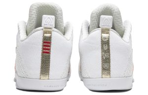 Nike Kobe 11 Elite Low 4KB “White Horse”