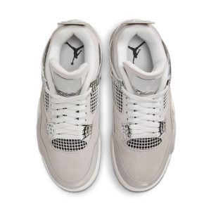 Air Jordan 4 Retro “Frozen Moments”