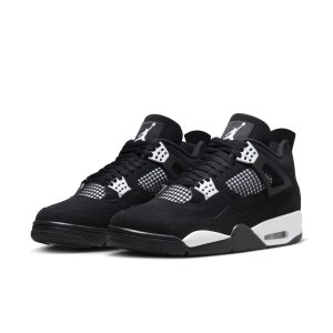 Air Jordan 4 Retro “White Thunder”