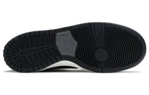 Nike SB Dunk High Pro “Dark Grey”