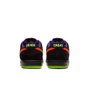Nike SB Dunk Low “Night of Mischief”