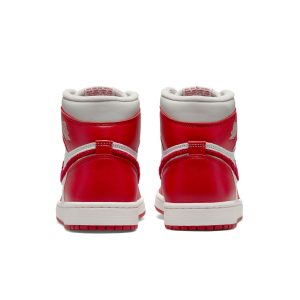 Air Jordan 1 High OG “Newstalgia Chenille”