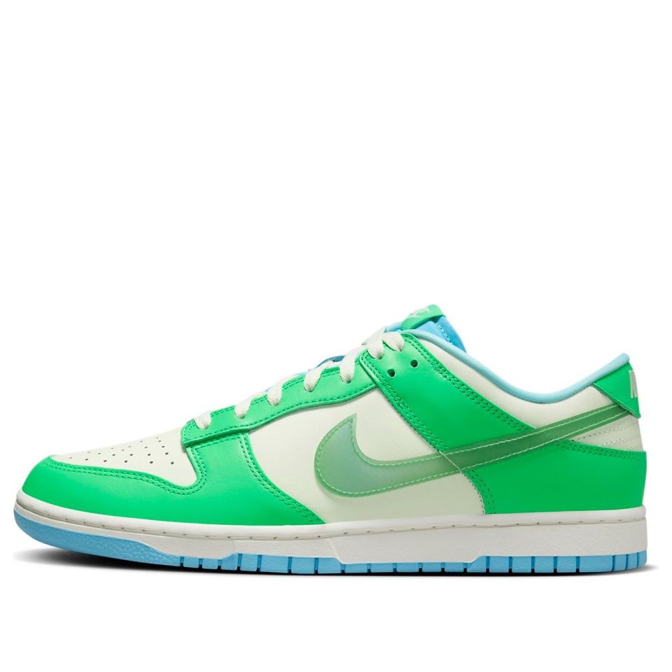 Nike Dunk Low "Green Shock"