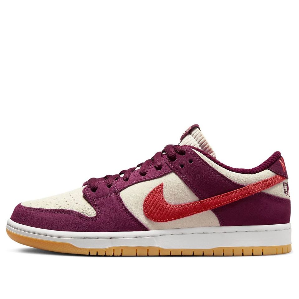 Nike SB Dunk Low "Summit White Barely Rose University Red"