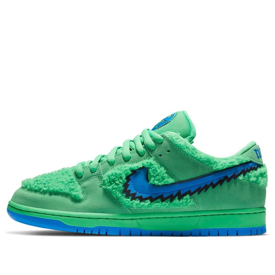 Nike x Grateful Dead SB Dunk Low "Green Bear"